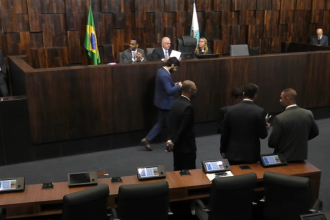 Alerj aprova orçamento de 2026 com déficit estimado em R$ 15,9 bilhões