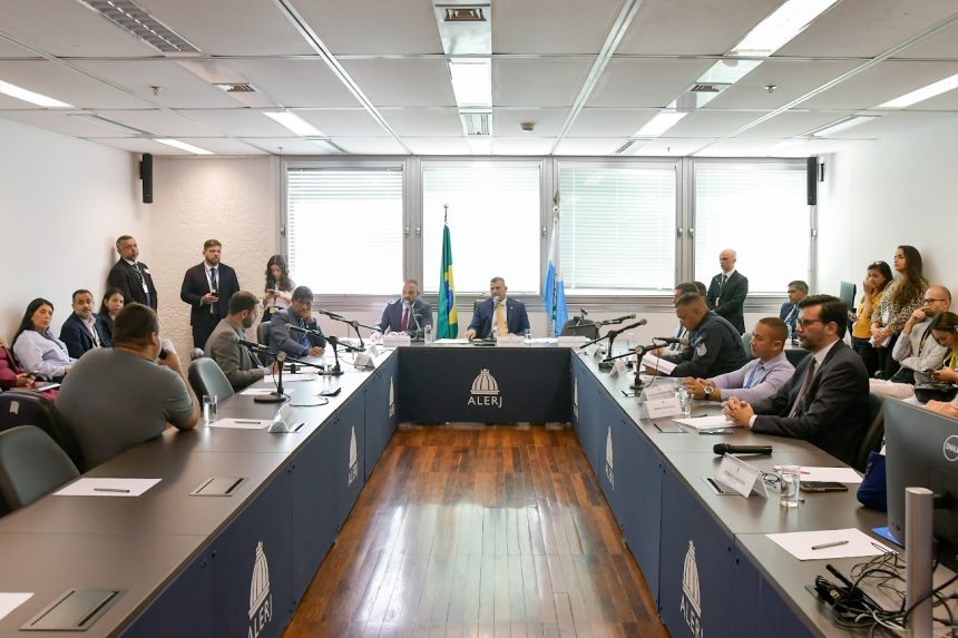 CPI da Transparência realiza nova reunião que investiga contratos e sigilos no governo