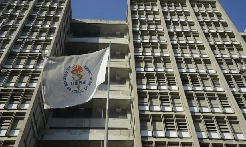 Da crise ao desejo: Uerj volta a ser sonho de vestibulandos