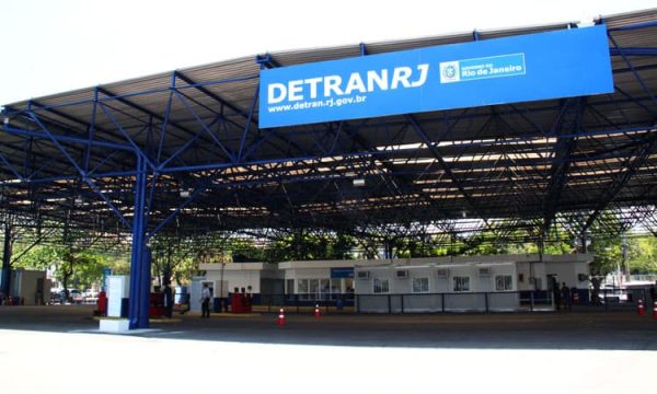 Detran prorroga prazos do licenciamento anual de 2025 no RJ