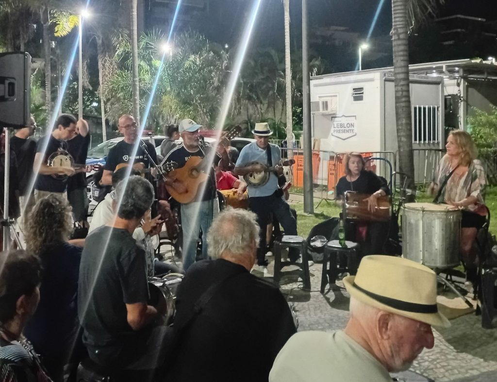 O samba, as rodas e o espírito da Casa da Mãe Joana 63 O samba, as rodas e o espírito da Casa da Mãe Joana