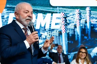 Lula inaugura usina em São João da Barra, que recebeu investimento de R$ 7 bilhões