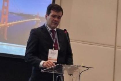 O angiologista Carlos Enaldo de Araújo Pacheco, que comandava a Fundação Saúde desde fevereiro, deixou o cargo nesta terça-feira (01)