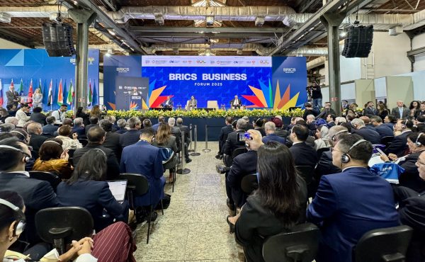 Prefeitura prevê impacto de R$ 70 milhões na economia durante o Brics no Rio 48 Prefeitura prevê impacto de R$ 70 milhões na economia durante o Brics no Rio