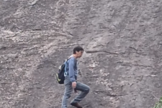Homem é flagrado escalando o Morro da Urca sem equipamento de segurança
