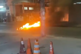 Protesto por morte de adolescente deixa mulher ferida em São João de Meriti