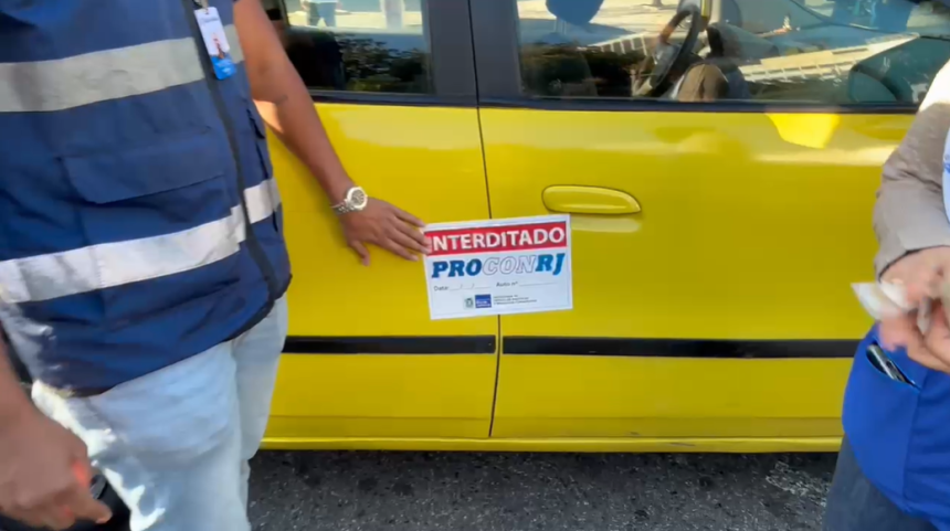 Operação Fim de Férias interdita 23 veículos nos aeroportos do Rio