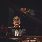 Pianista Felipe Naim encerra turnê com shows pelas regiões Serrana e Sul Fluminense