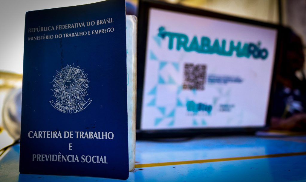 Estado e Prefeitura do Rio oferecem mais de 3 mil vagas de emprego