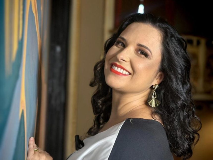 Companhia Lírica Lívia Dias apresenta 'O Milagre das Rosas' em Niterói