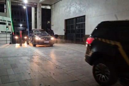 Polícia Federal combate quadrilha que desviou dinheiro da Caixa no Rio