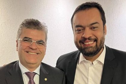 O governador Cláudio Castro demitiu, nesta segunda-feira (14), três dos principais assessores do ex-secretário Washington Reis: o próprio presidente do MDB do Rio já fora exonerado na semana passada