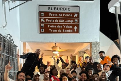 A turma no "Quintal do Didi": samba, resenha e comida, mas também uma conversa séria sobre a necessidade de criar uma política cultural para o setor