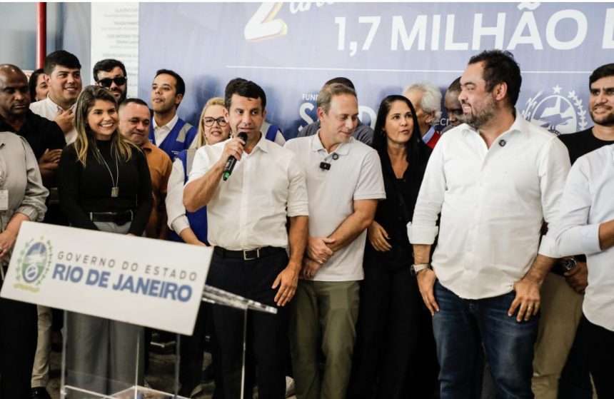Na Baixada, o deputado Doutor Luizinho; o prefeito de Nova Iguaçu. Dudu Reina; e o governador Cláudio Castro: outros alcaides, fora da foto e do encontro, não gostaram de não terem sido convidados