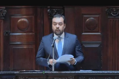 O governador Cláudio Castro vai voltar à Assembleia Legislativa na semana que vem, para a retomada dos trabalhos e para levar um pacote de projetos do executivo