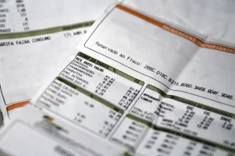 Concessionárias estão proibidas de cobrar taxas extras nas contas de consumo