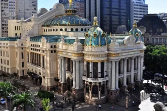 Petrobras e Theatro Municipal assinam renovação de parceria de R$ 30 milhões