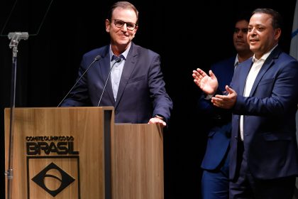 Paes e Rodrigo Neves vão ao campo adversário no Paraguai para defender a candidatura Rio-Niterói ao Pan 2031