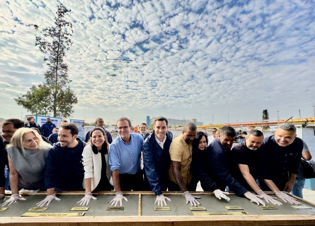 Paes anuncia integração do BRT com a Baixada e propõe novo Bilhete Único Metropolitano 62 2Terminal Margaridas Foto BETH SANTOS1
