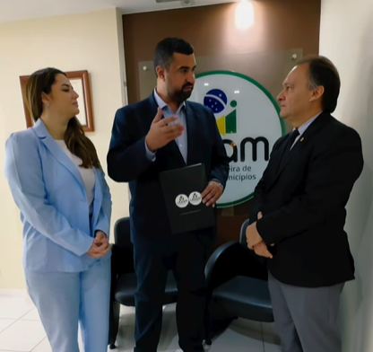 Prefeito Teresópolis, Leonardo Vasconcellos, assume presidência estadual da União Brasileira de Apoio aos Municípios