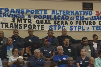 Representantes das vans tomam audiência na Câmara e pressionam a Prefeitura do Rio por mudanças