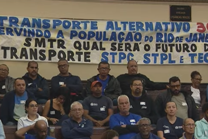 Representantes das vans tomam audiência na Câmara e pressionam a Prefeitura do Rio por mudanças