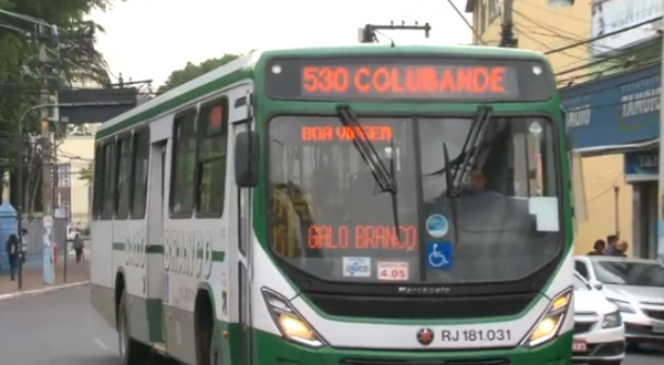 Proibição de som alto em transportes intermunicipais é aprovada na Alerj