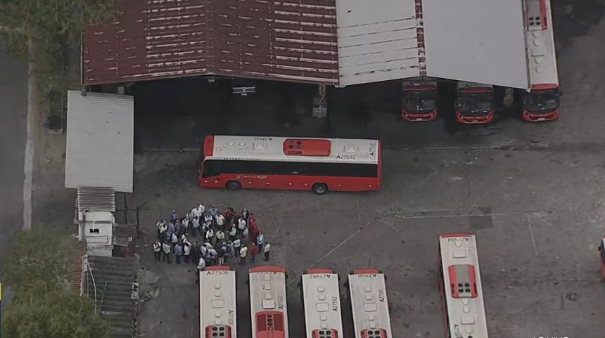 Motoristas da Transportes Vila Isabel fazem greve e param quatro linhas na Zona Norte