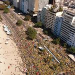 Ato em Copacabana pede Bolsonaro como candidato em 2026 e eleva tom contra Moraes