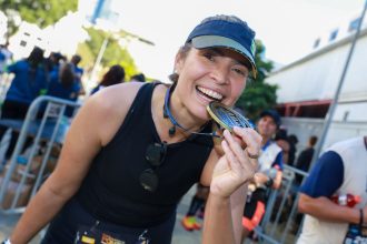 Corrida da Ponte tem participação de Isabel Swan, medalhista olímpica e prefeita em exercício de Niterói