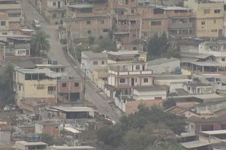 Criminosos invadem creche durante operação da PM em Pilares, na Zona Norte do Rio