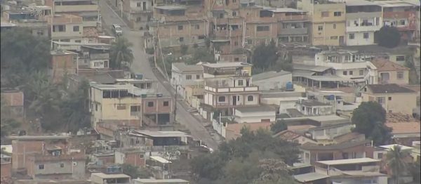 Criminosos invadem creche durante operação da PM em Pilares, na Zona Norte do Rio