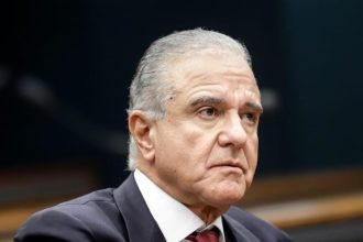 Aluguel consignado e mercado imobiliário pautam encontro de parlamentares em Brasília