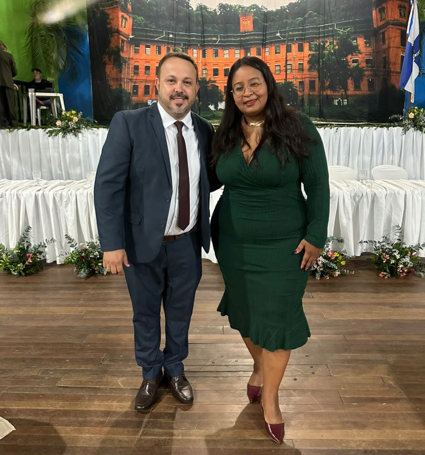 Ativista social Lorena Madrinha recebe o título de Cidadã Paracambiense