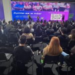 O estande "Inclusive Talks", do governo do estado, na Rio Innovation Week: capacitação da equipe do evento em boas práticas de inclusão e acessibilidade