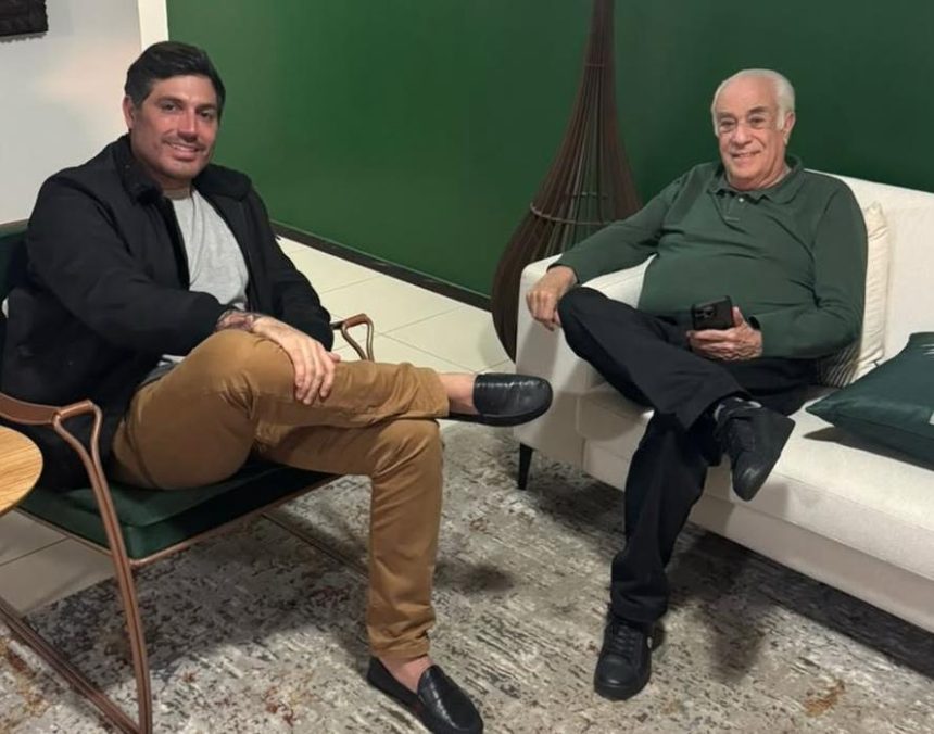Luciano Vieira (à esquerda) e Antonio Carlos Rodrigues, do PL de São Paulo, um dos melhores amigos do ministro do STF Alexandre de Moraes: deputado bem relacionado