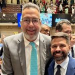 Jorge Canella com o padrinho, o prefeito de Belford Roxo, Márcio Canella: ambos filiados ao União de Rodrigo Bacellar, o que não impediu o vereador de votar a favor do prefeito Eduardo Paes (PSD)