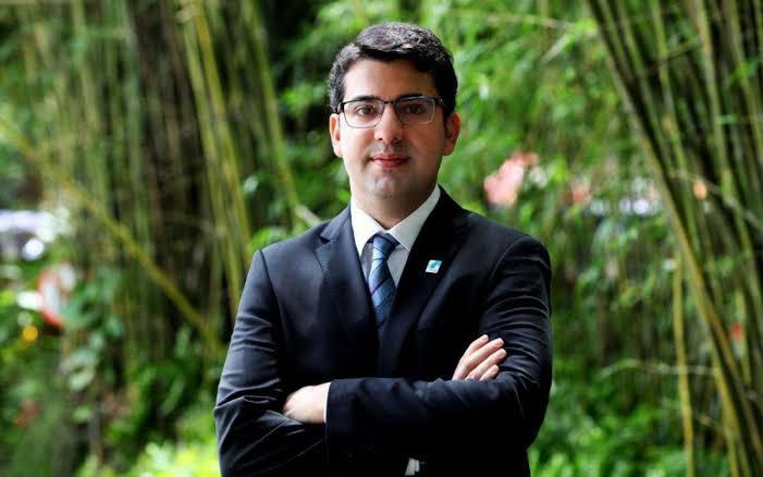 O deputado federal Marcelo Queiroz foi nomeado, nesta quinta-feira (14), na recém-recriada Secretaria municipal de Administração