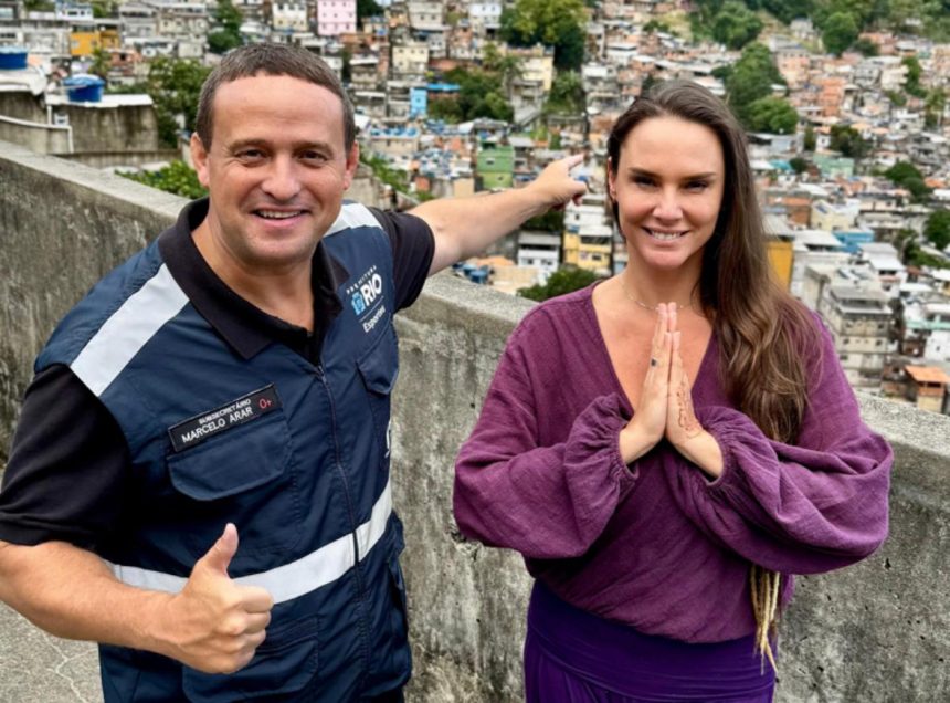 O ex-vereador e agora subsecretário Marcelo Arar e a professora Renata Mozzini, do Instituto Mudes de Yoga: capacitação para 80 mulheres de favelas do Rio