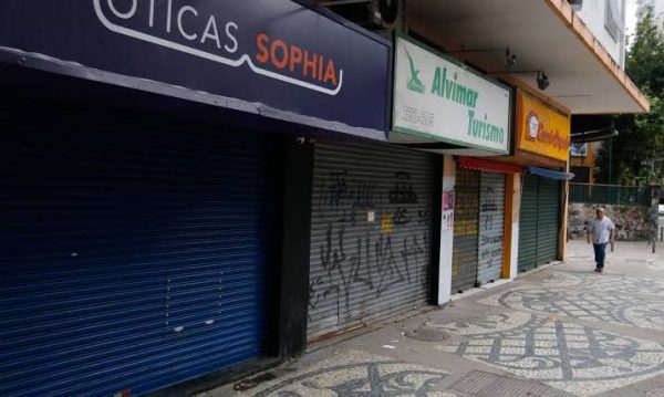 O vereador Paulo Messina (PL) vai reapresentar um projeto já enviado pelo prefeito Eduardo Paes (PSD) que previa a concessão de incentivos fiscais ao comércio de rua no Centro, para combater a estagnação econômica da região