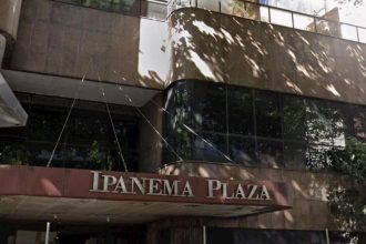Ipanema Plaza: o prédio chegou a ser desapropriado pela Prefeitura do Rio, mas o decreto foi revogado por que ele vai reabrir as portas, destinado a uma rede de luxo voltado para o turismo LGBTQIA+