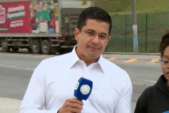 Deputado ligado à Universal deixa orações na TV de lado para virar Celso Russomanno carioca
