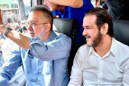 O prefeito de Belford Roxo, Márcio Canella, e o presidente de seu partido, o União Brasil, Antônio Rueda: grupo político do alcaide quer vê-lo na disputa pelo governo do estado