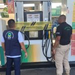 ANP interdita postos irregulares no Rio e apreende 60 mil litros de combustíveis