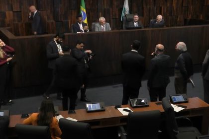 Colégio de líderes da Alerj vai discutir na segunda pacotão tributário e de segurança de Castro
