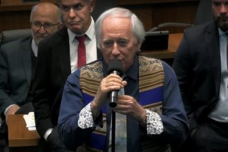 Denúncia de Minc sobre 'culto de policiais' volta a gerar discussão na Alerj: 'perseguição religiosa'