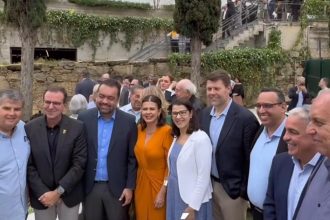 O prefeito Eduardo Paes, o governador Cláudio Castro e outras autoridades marcam presença na inauguração do Museu Vassouras
