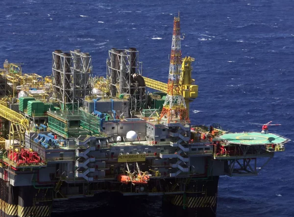 MPF pede suspensão de licença ambiental par exploração de petróleo no litoral de Angra dos Reis