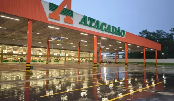 Atacadão é condenado a pagar R$ 5 milhões por assédio e adoecimento mental de funcionários