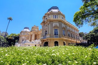 Magia está no ar no estado e saldo inferior a um salário mínimo vira novos 11 cargos